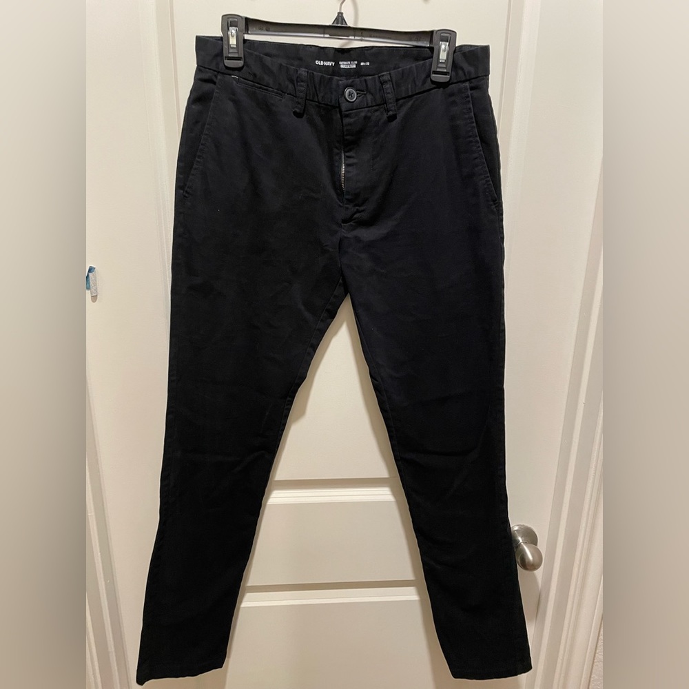 Old Navy ultimate slim pants
Size 30x32